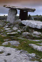 Dolmen de Poulnabrone en la región The Burren